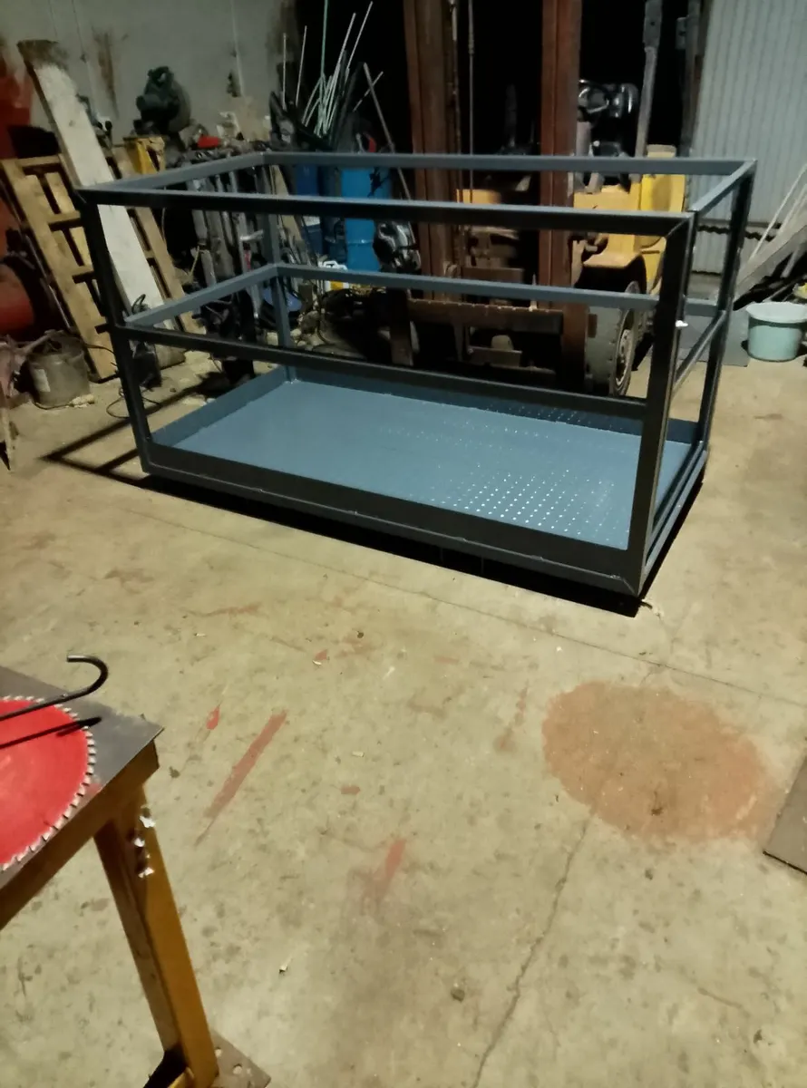 Man basket - Image 3