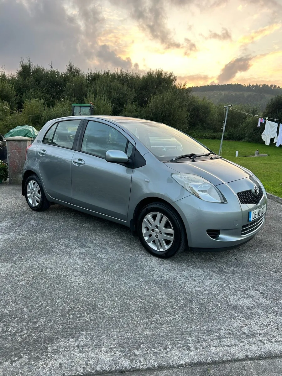 Toyota Yaris - Image 2