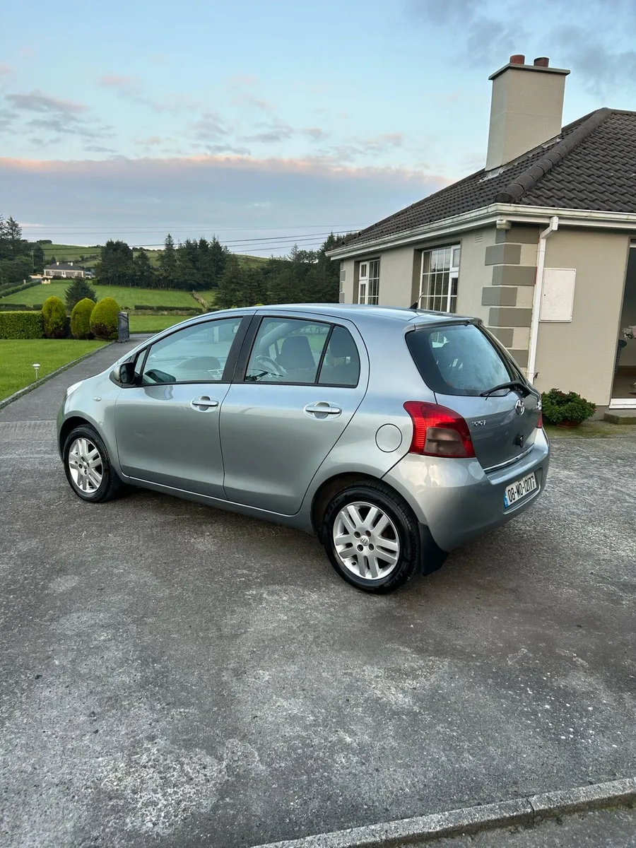 Toyota Yaris - Image 4