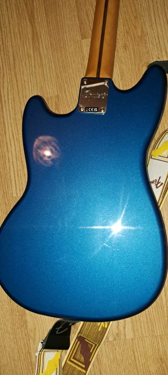 Guitar - Image 3
