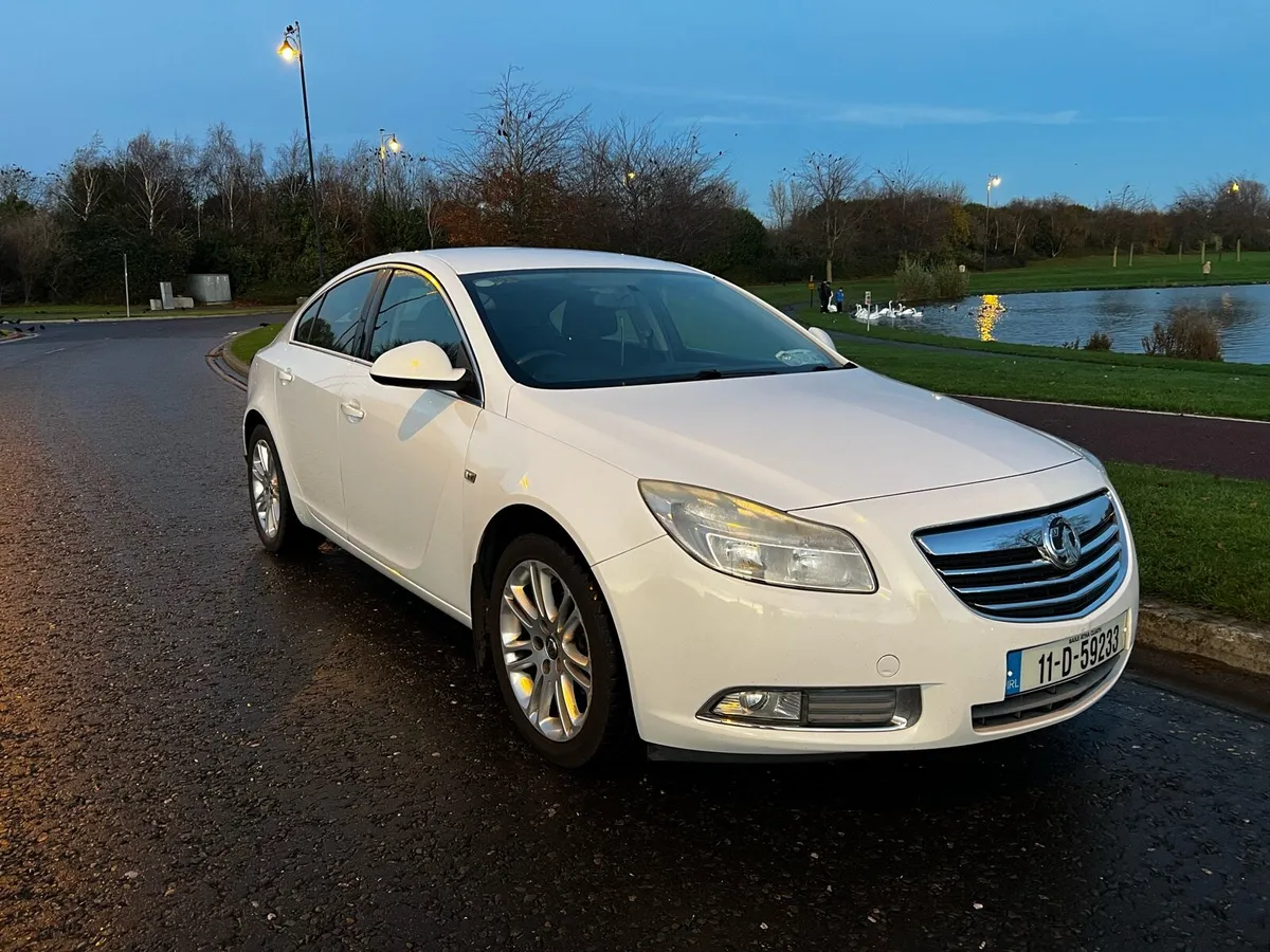 Vauxhall insignia - Image 1