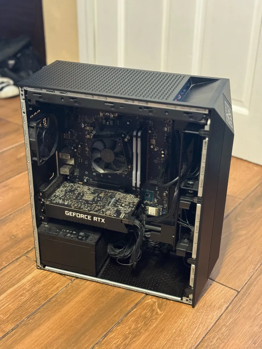 HP Omen Gaming PC | i7-9700k / RTX 2060 / 16gb RAM - Image 2