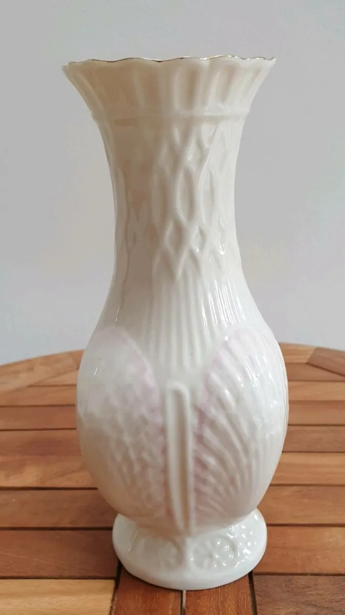 Belleek Vase - Shell Design White & Pink - Image 2