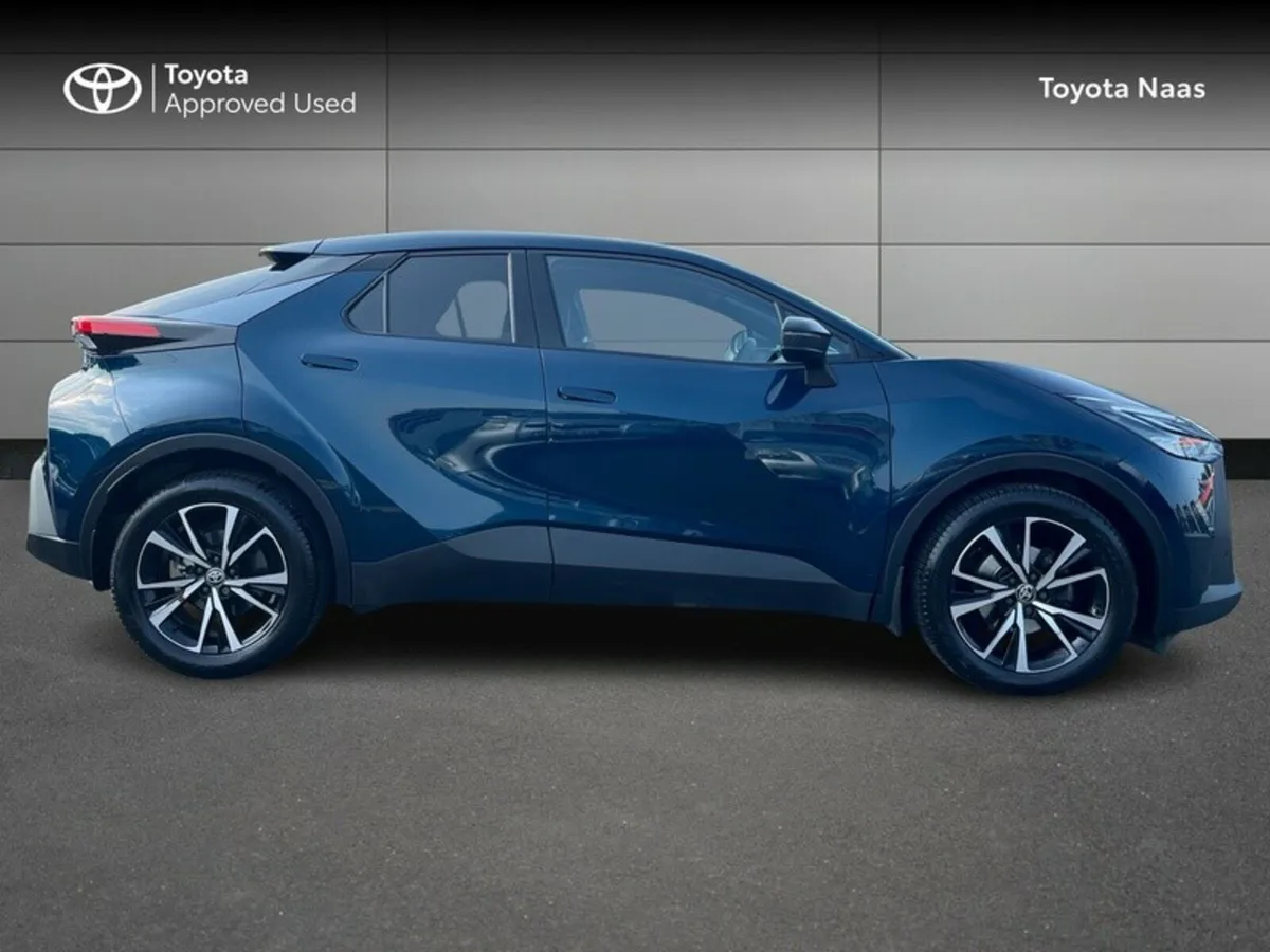 Toyota C-HR HYBRID SPORT - Image 3
