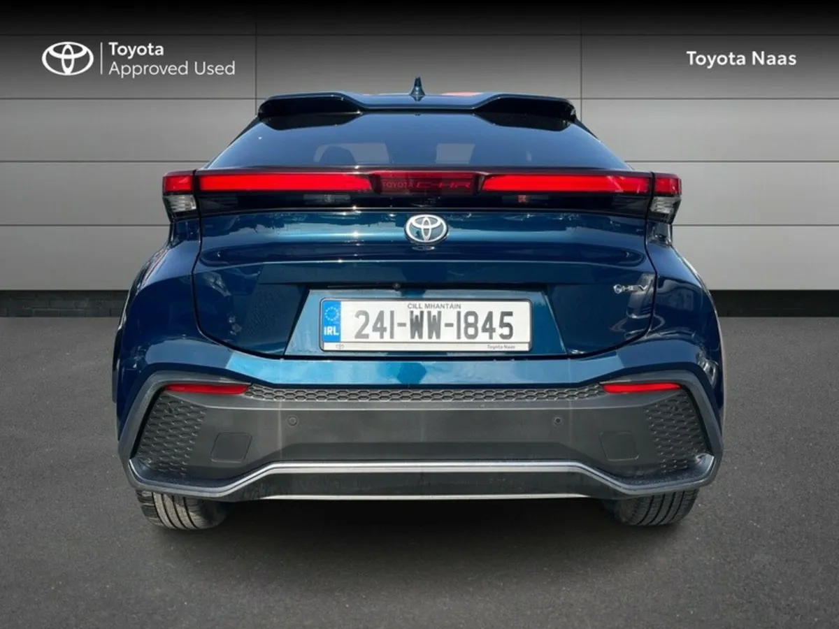 Toyota C-HR HYBRID SPORT - Image 4