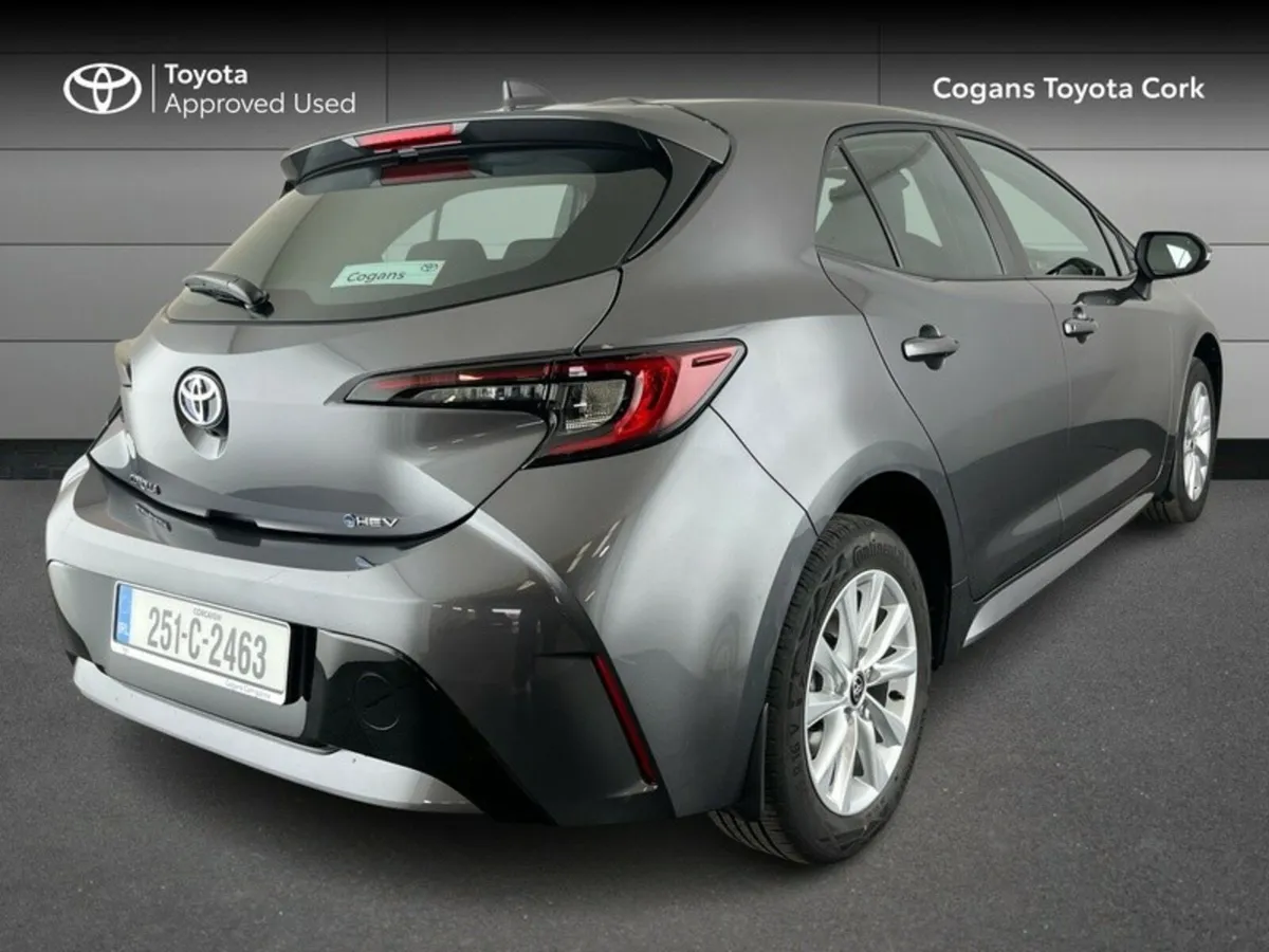 Toyota Corolla HYBRID LUNA HB - Image 2