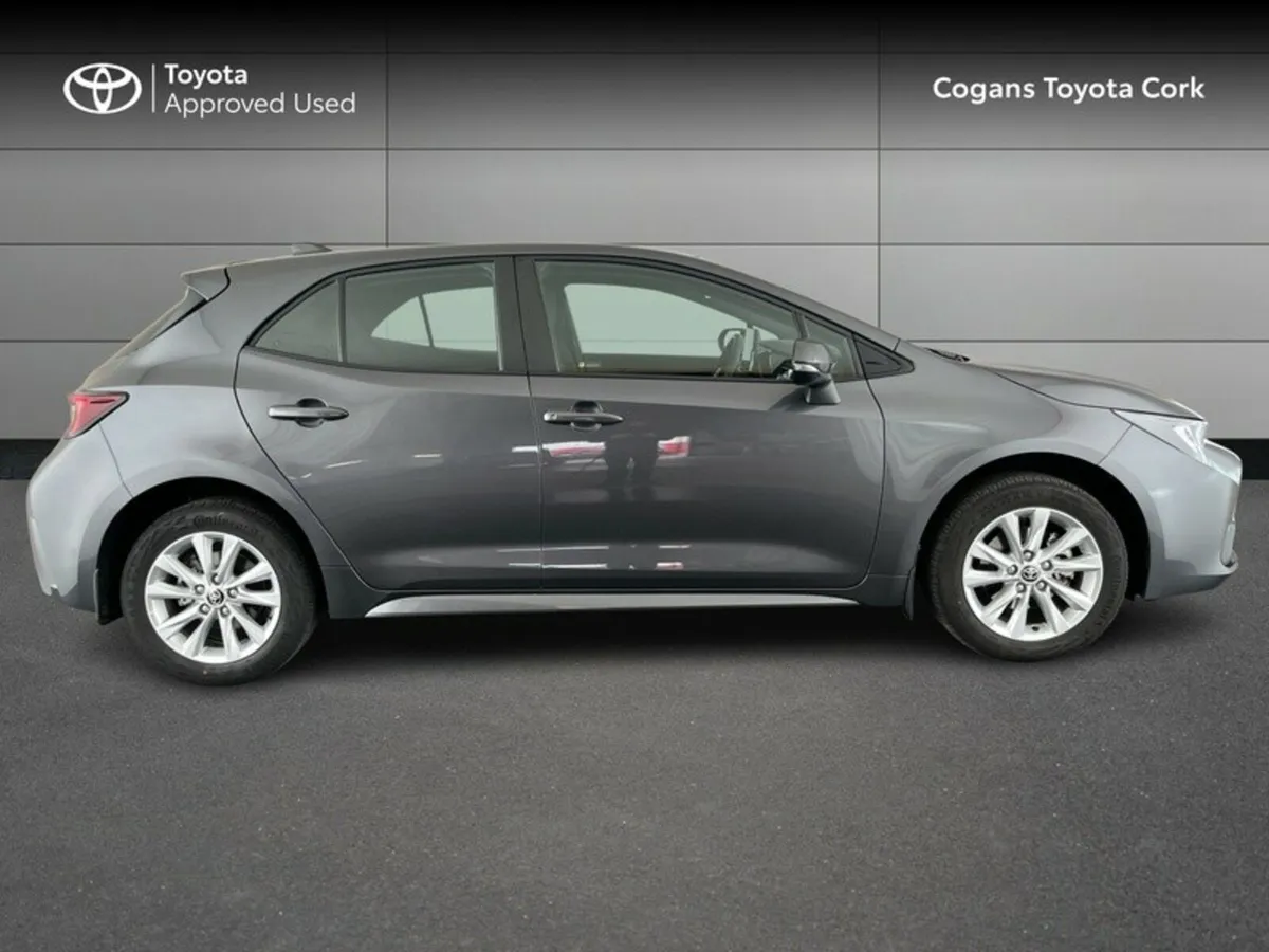 Toyota Corolla HYBRID LUNA HB - Image 3