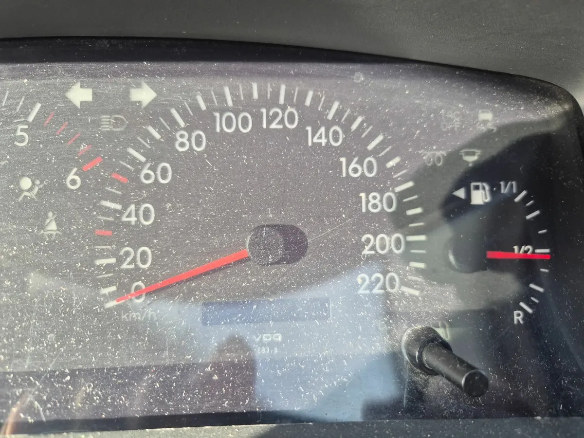 06 Toyota Corolla 1.4 Dsl Sal Nct and Taxed 2-26 - Image 3