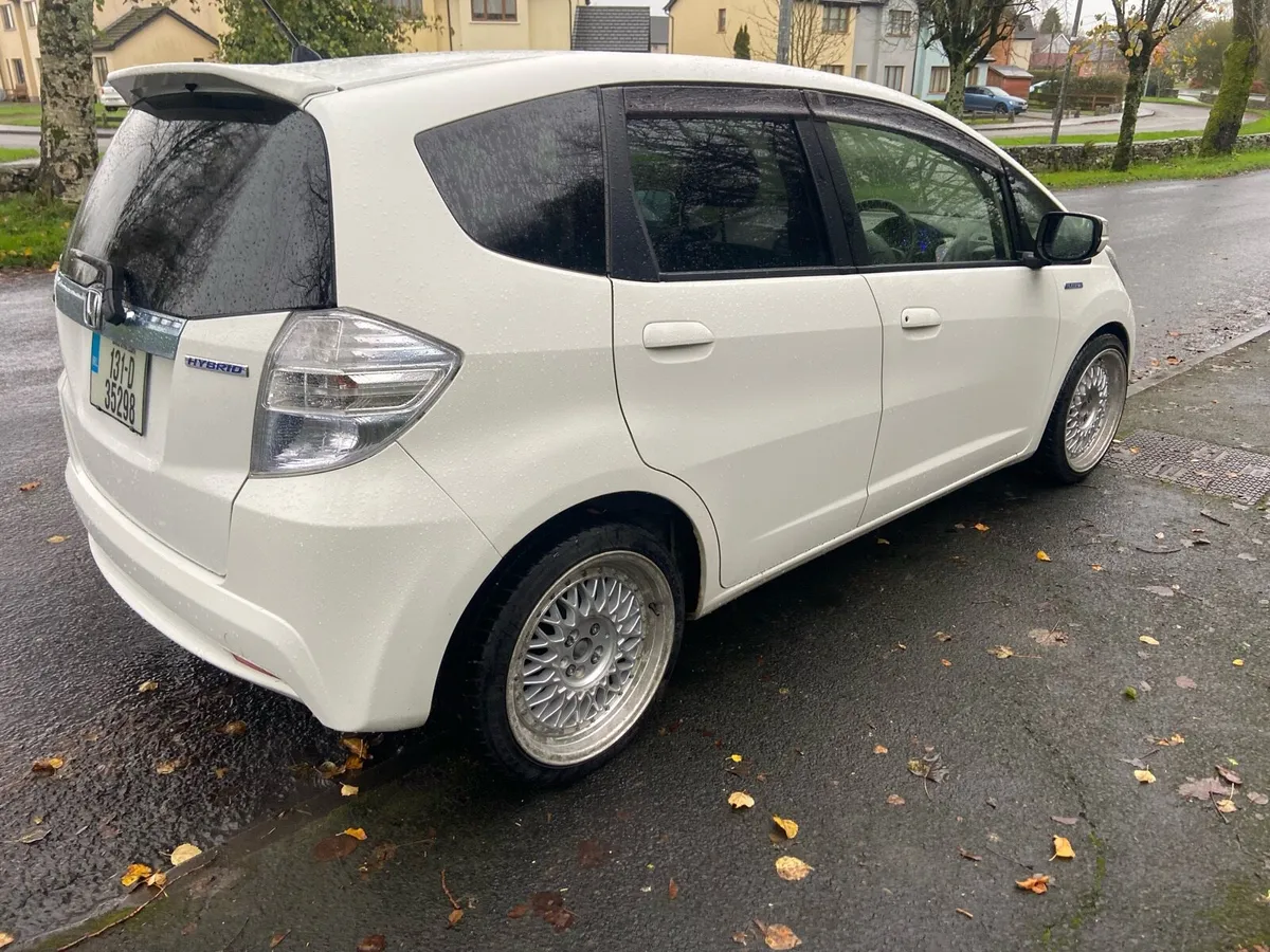 2013 Honda fit Automatic 1.3 petrol - Image 4
