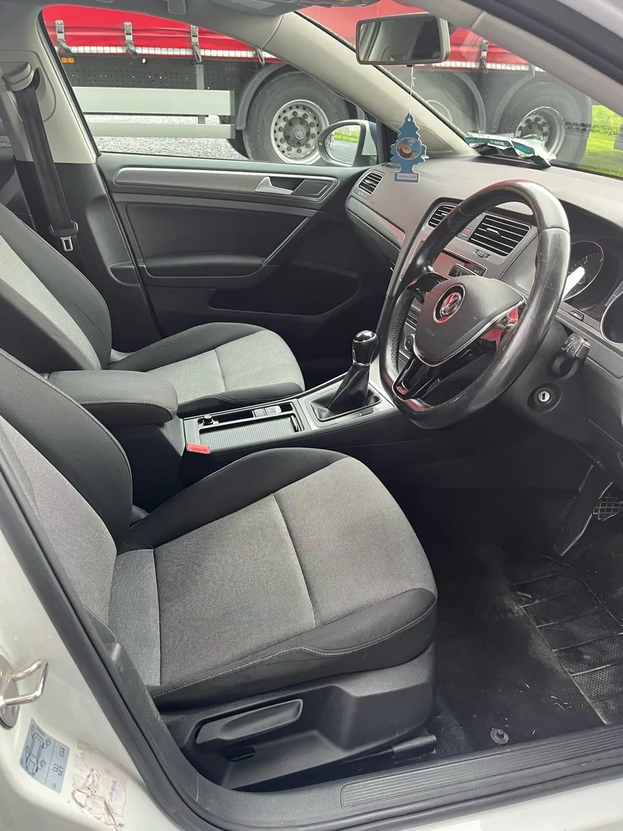 Volkswagen Golf 1.6 - Image 3