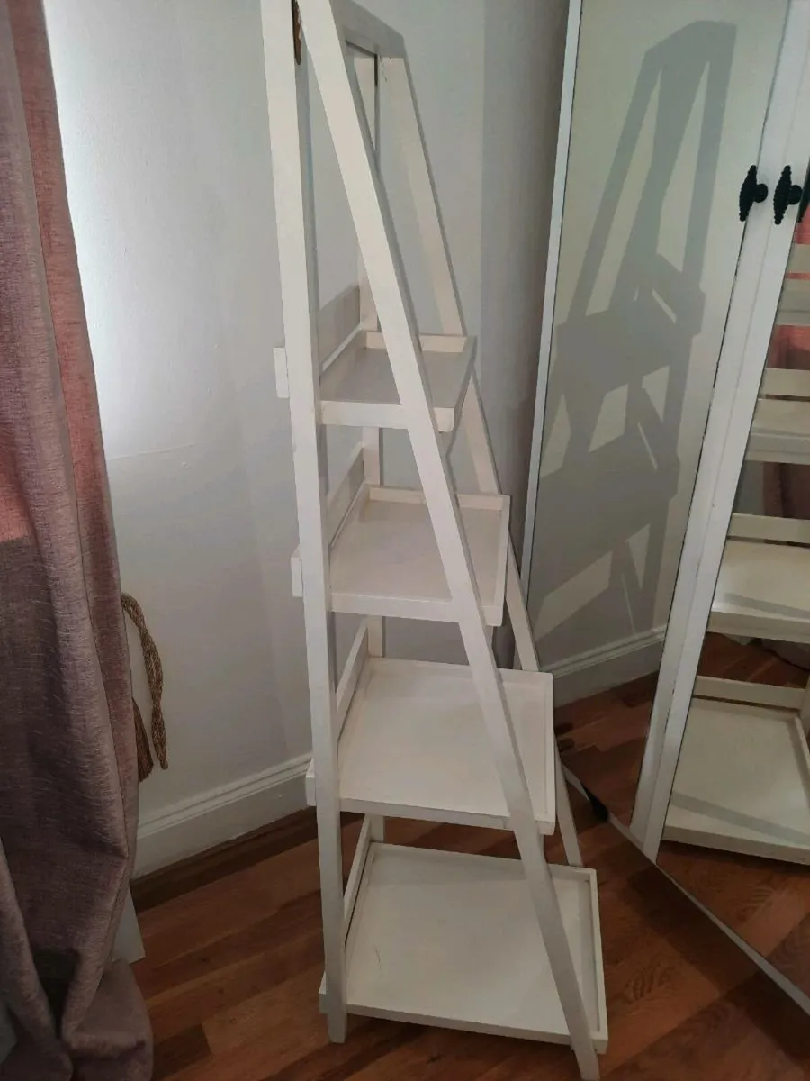 White  wooden Stand - Image 1