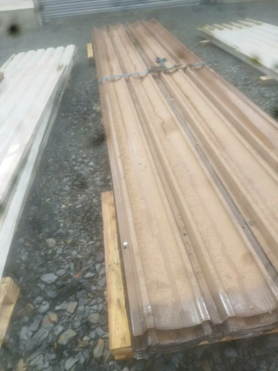 Tin for sale - Image 1