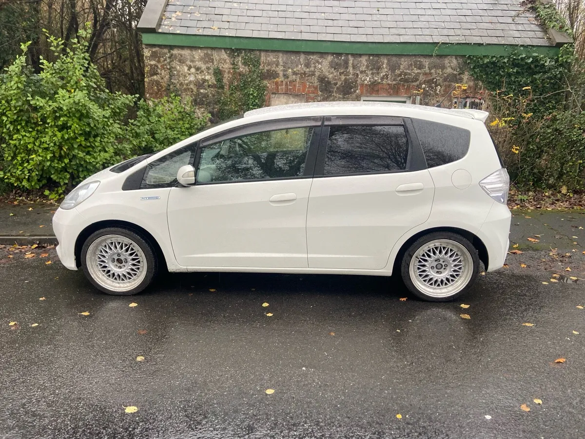2013 Honda fit Automatic 1.3 petrol - Image 2