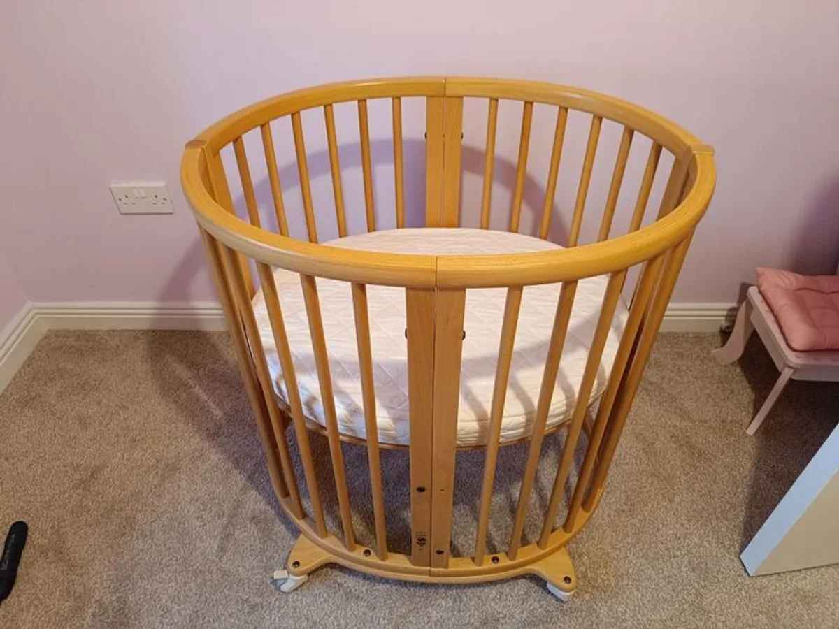 Stokke Sleepi Cot - Image 3