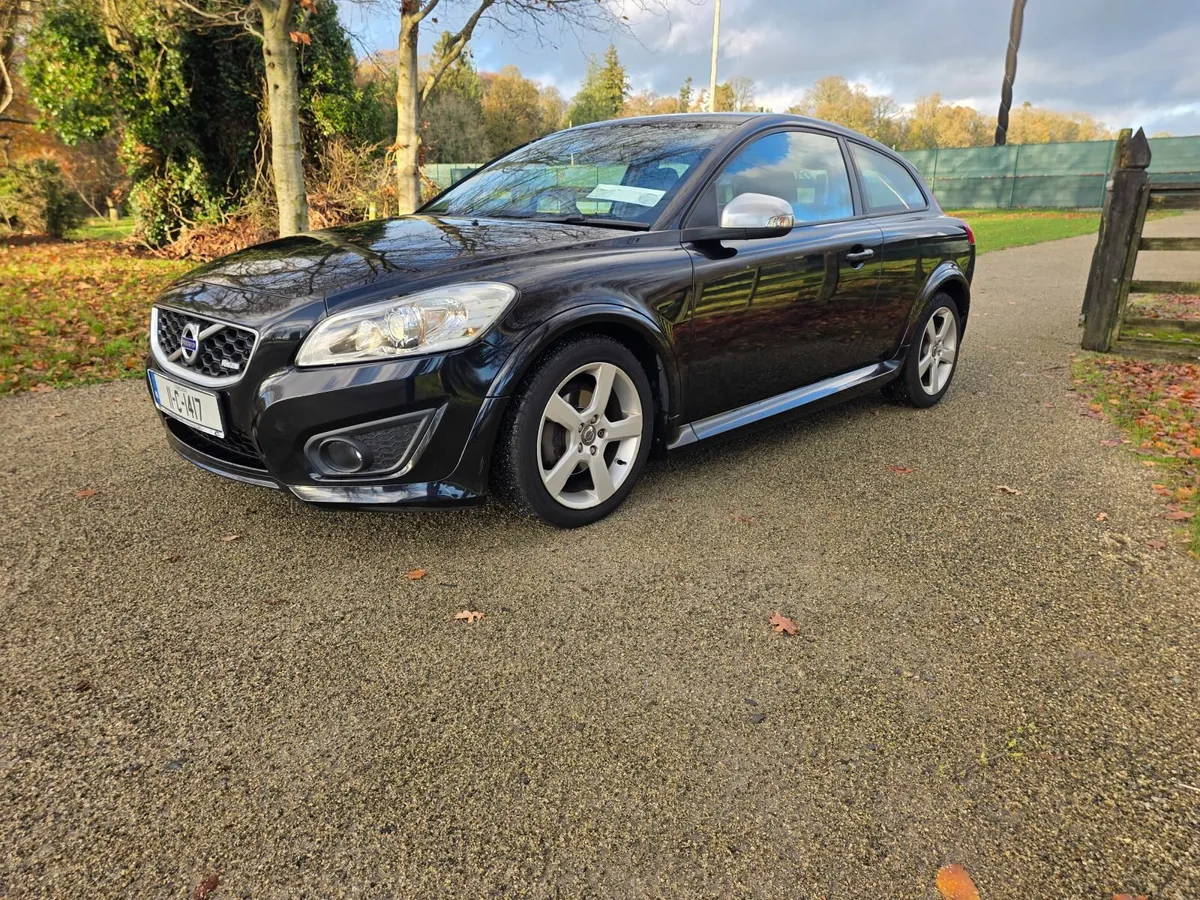 2011 VOLVO C30 RDESIGN 1.6 DIESEL (VERY LOW KM ) - Image 3