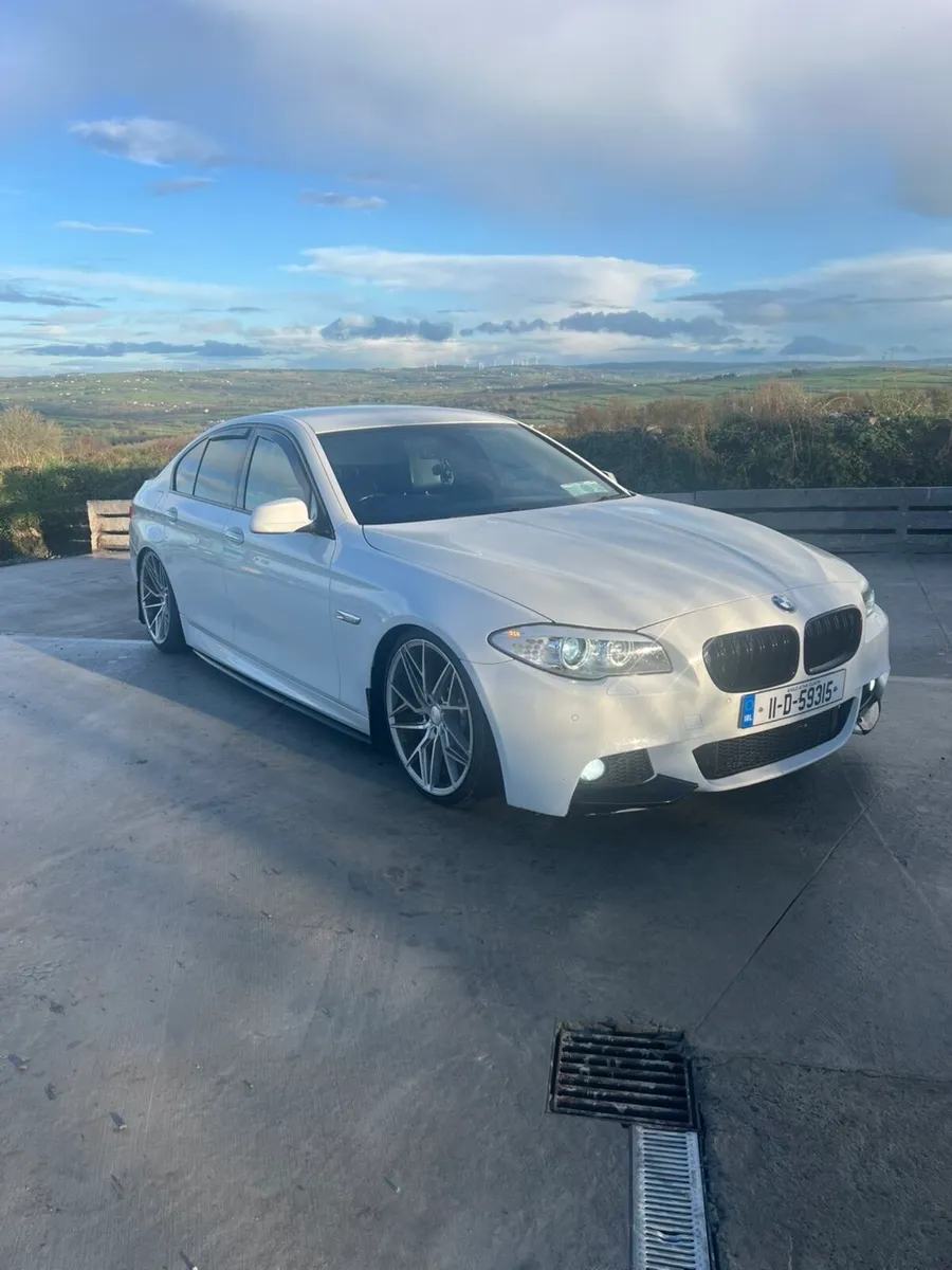 BMW F10 520d msport - Image 1