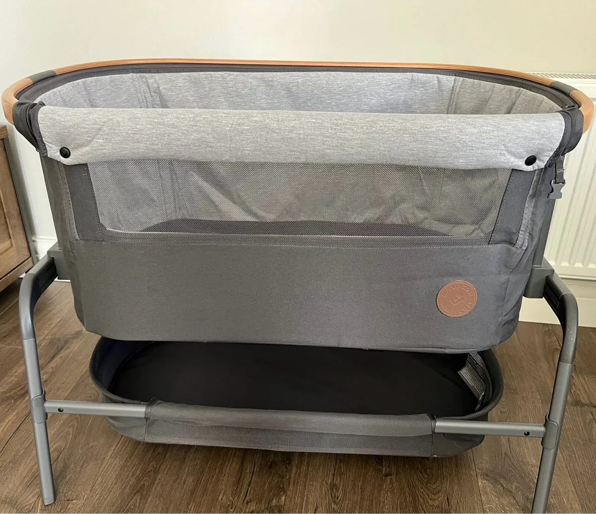 Maxi-Cosi Iora Air Bedside Crib - Image 1