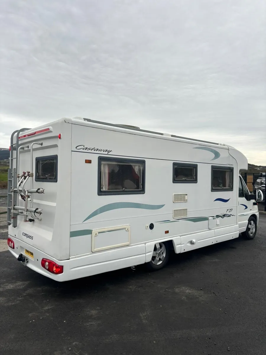 Peugeot Boxer 2.8TDI Compass castaway fix Bed 2005 - Image 4