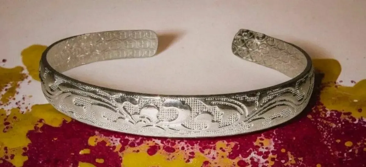 Vintage Hallmarked Silver Bangle - Image 1