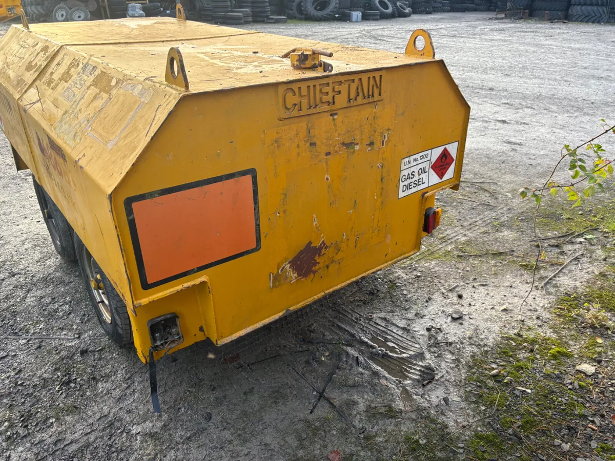 Chieftain diesel bowser - Image 4