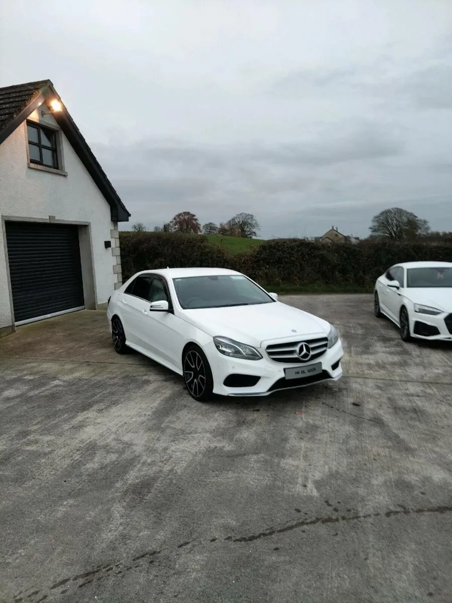 2014 E220 Mercedes - Image 1