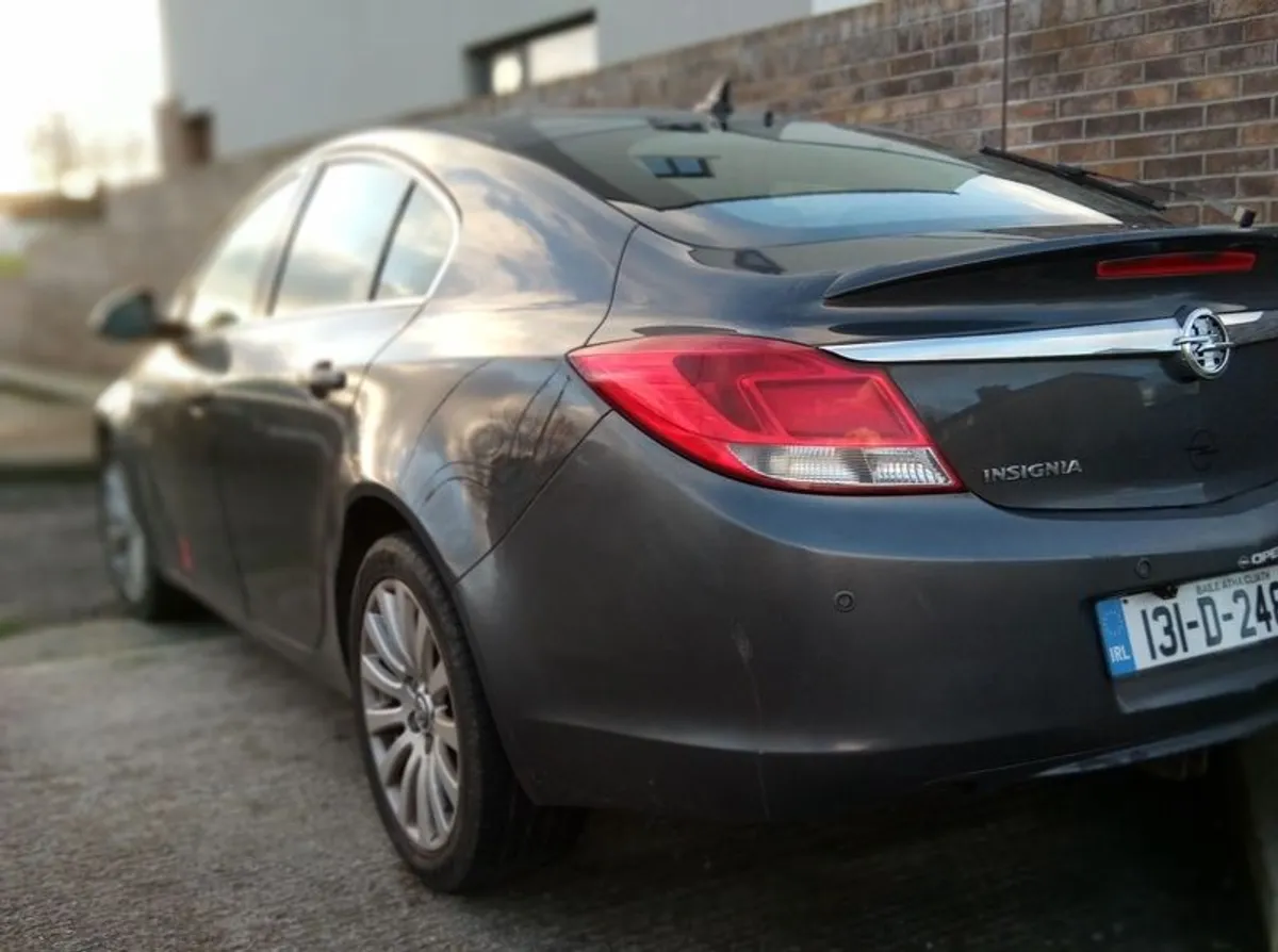 2013 Opel Insignia - Image 1