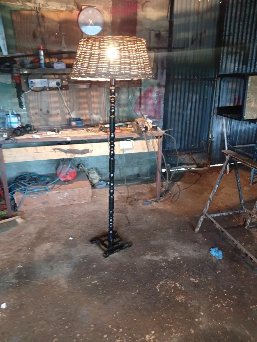 House Lamp - Image 1