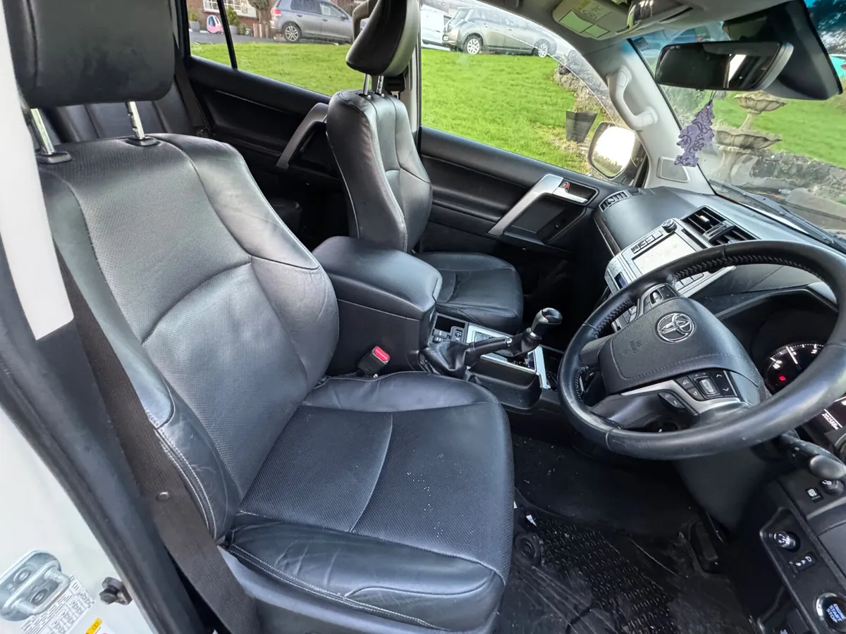 Toyota Land Cruiser 2018 prado 7 seater - Image 4