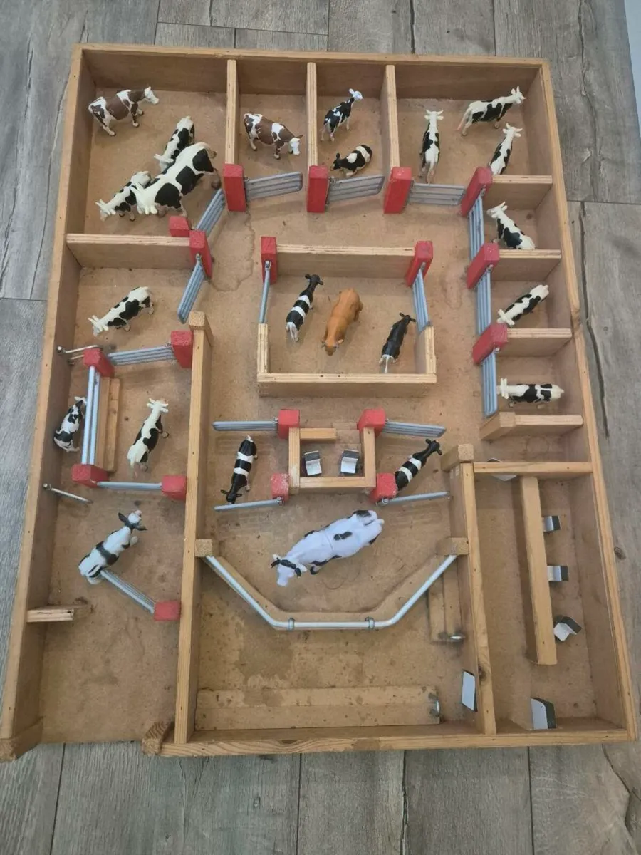 600x 800 Wooden mart, second hand, mart - Image 2