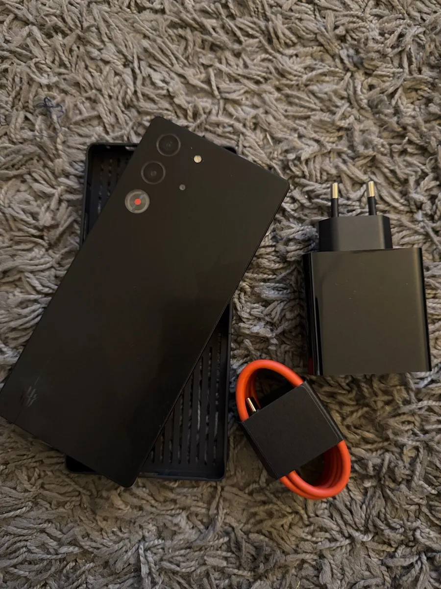 Nubia Red Mgic 10 pro - Image 1