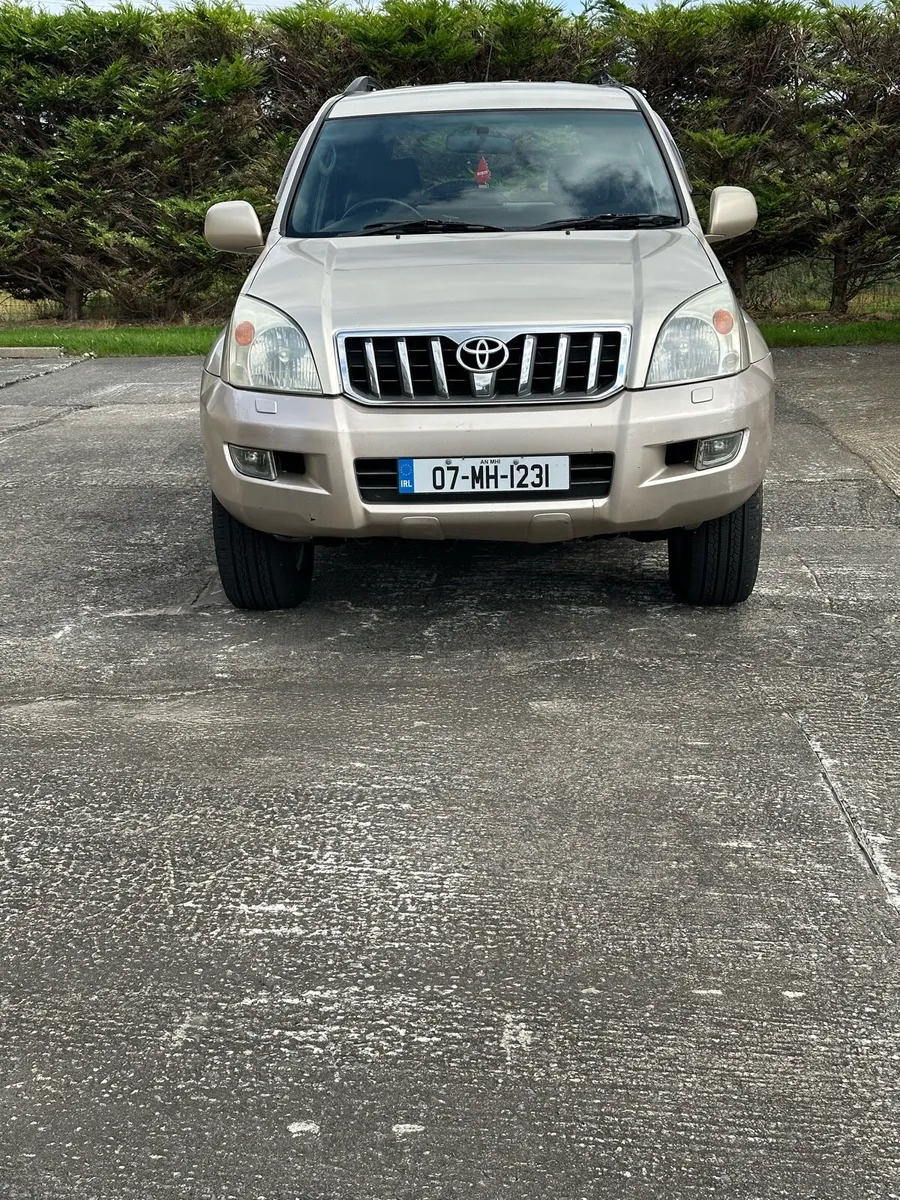 Toyota Land Cruiser - Image 4