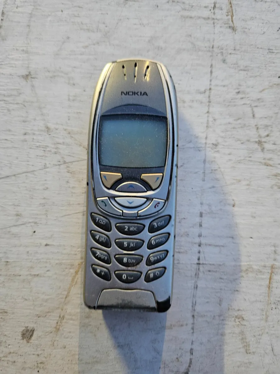 Mobile Phones x 3 - Image 3