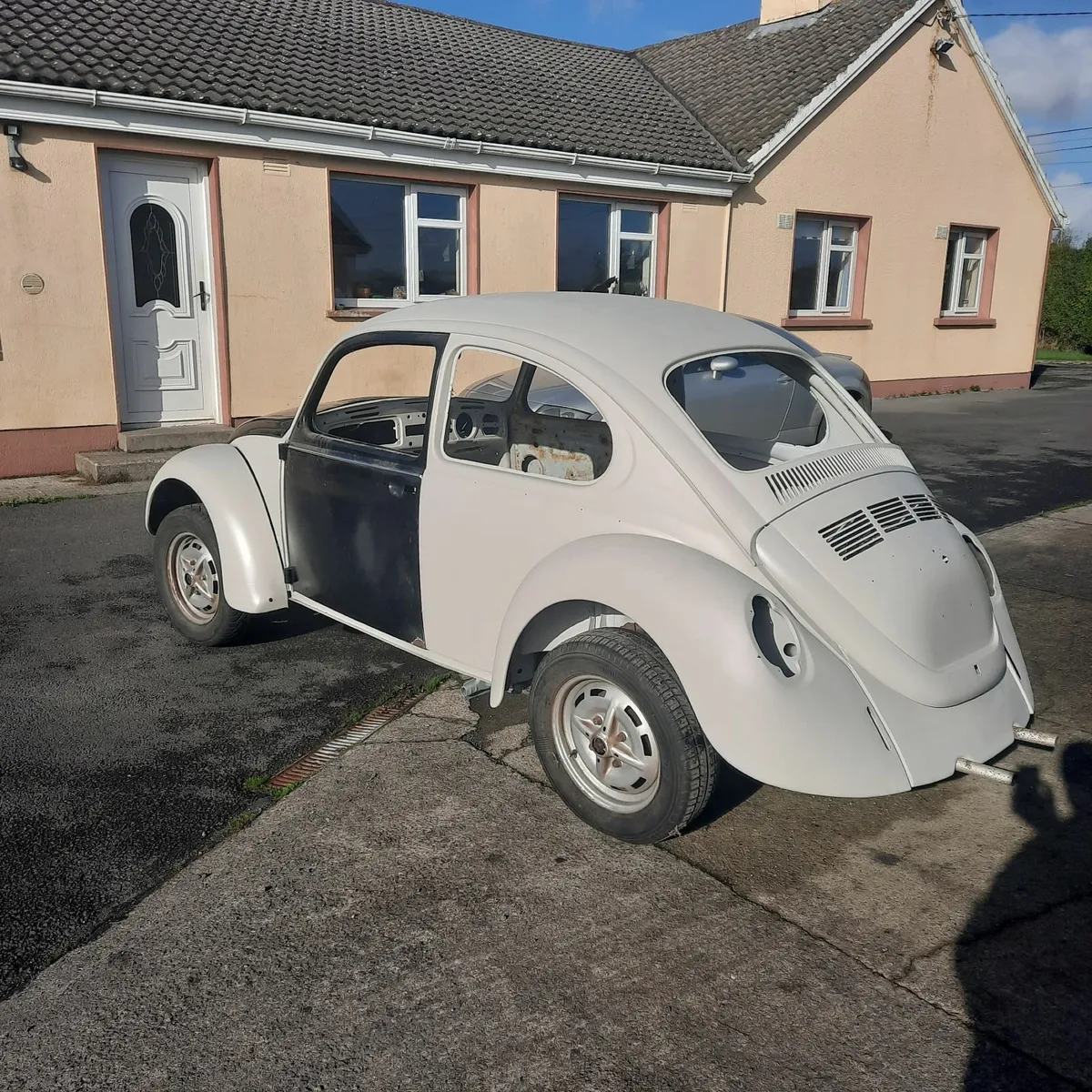 1975 VW Beetle - Image 4