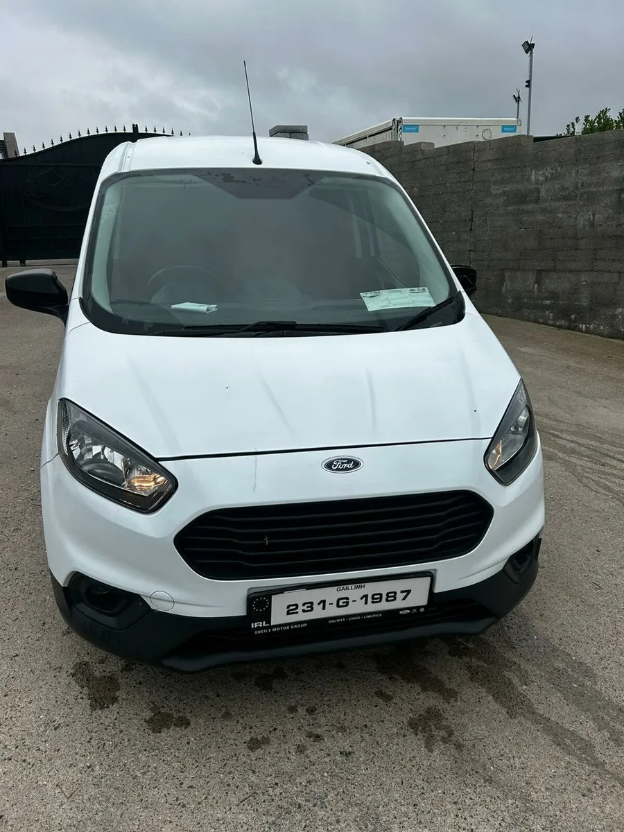 Ford courier - Image 3