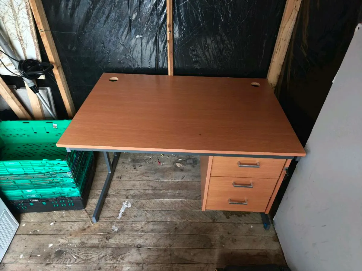 Desk and chair - Image 1