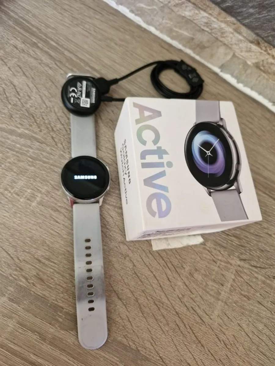 Samsung Active Watch - Image 2