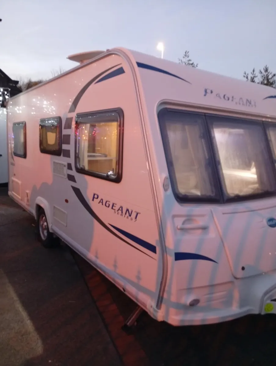 Bailey pageant series 7 - Image 2