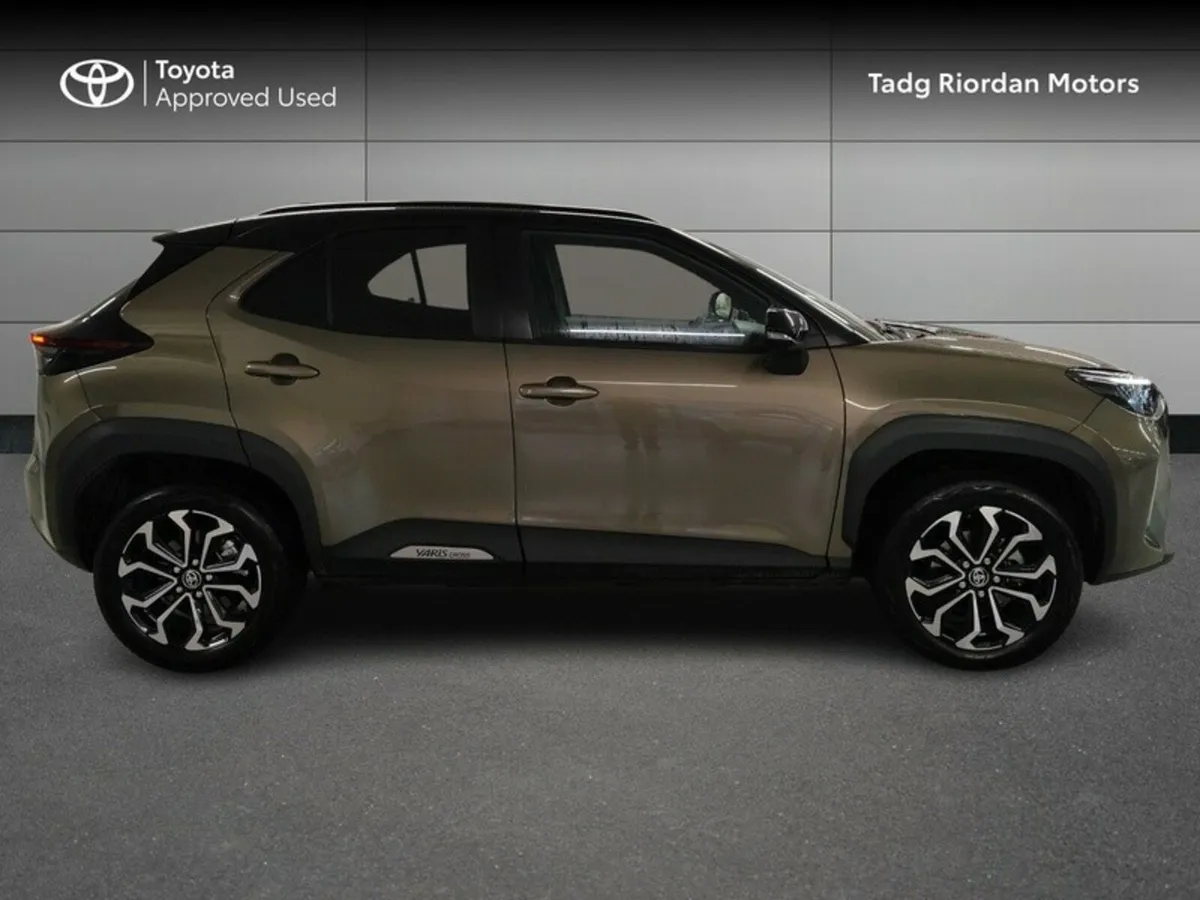 Toyota Yaris Cross LUNA SPORT BI - Image 3