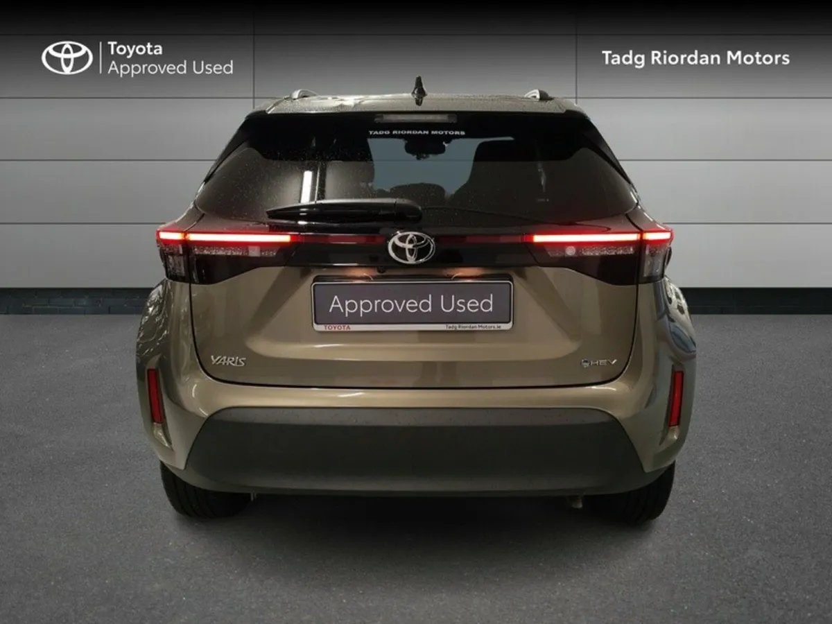 Toyota Yaris Cross LUNA SPORT BI - Image 4