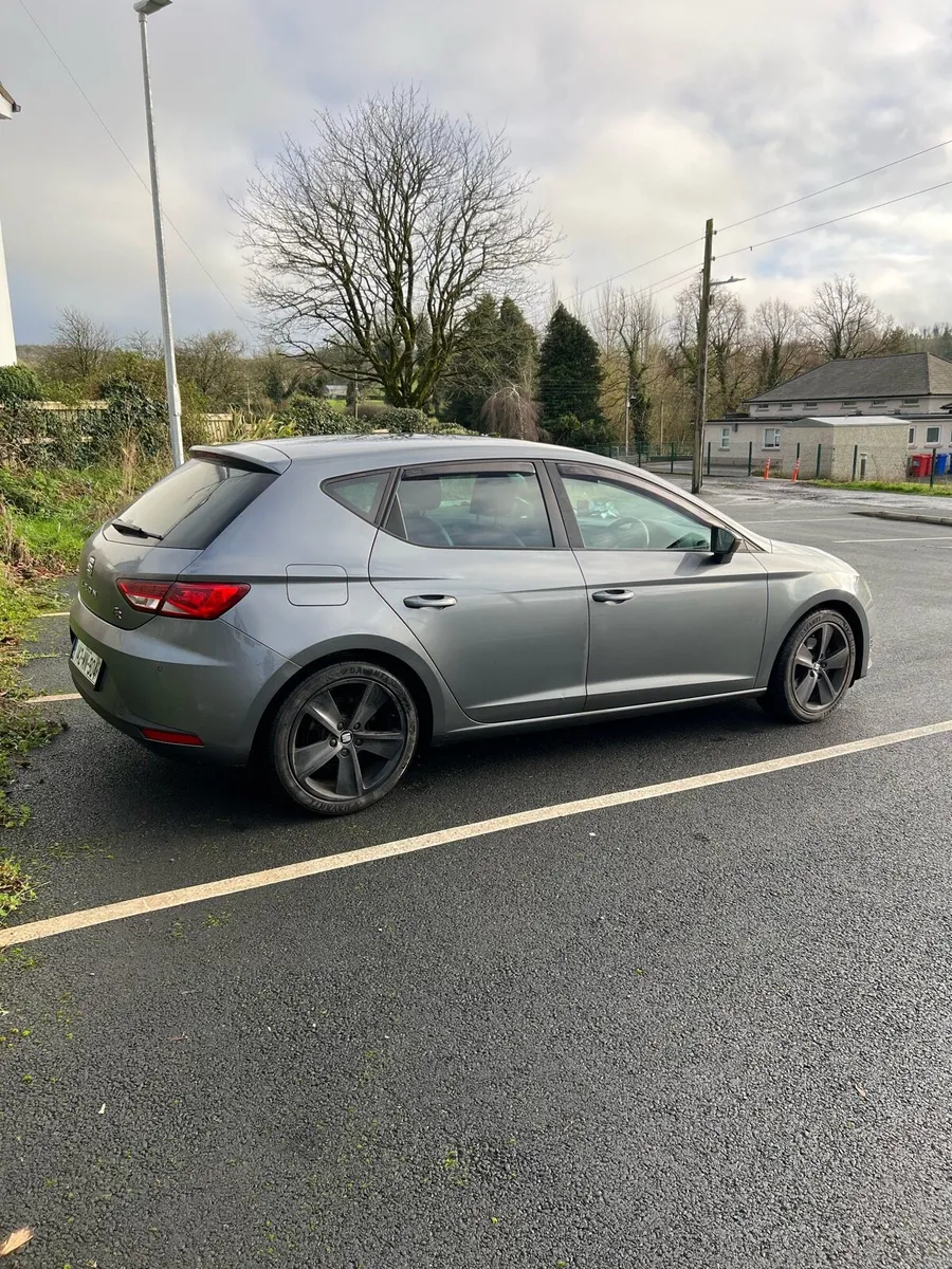 SEAT Leon 2.0 TDI FR 150 (Dark Grey) - NCT 09/26 - Image 4