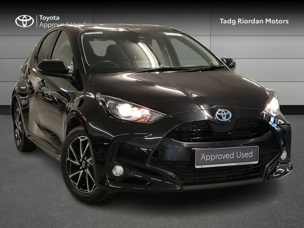 Toyota Yaris 1.5 HYBRID L/SPORT * PRICE REDUCTION* - Image 1