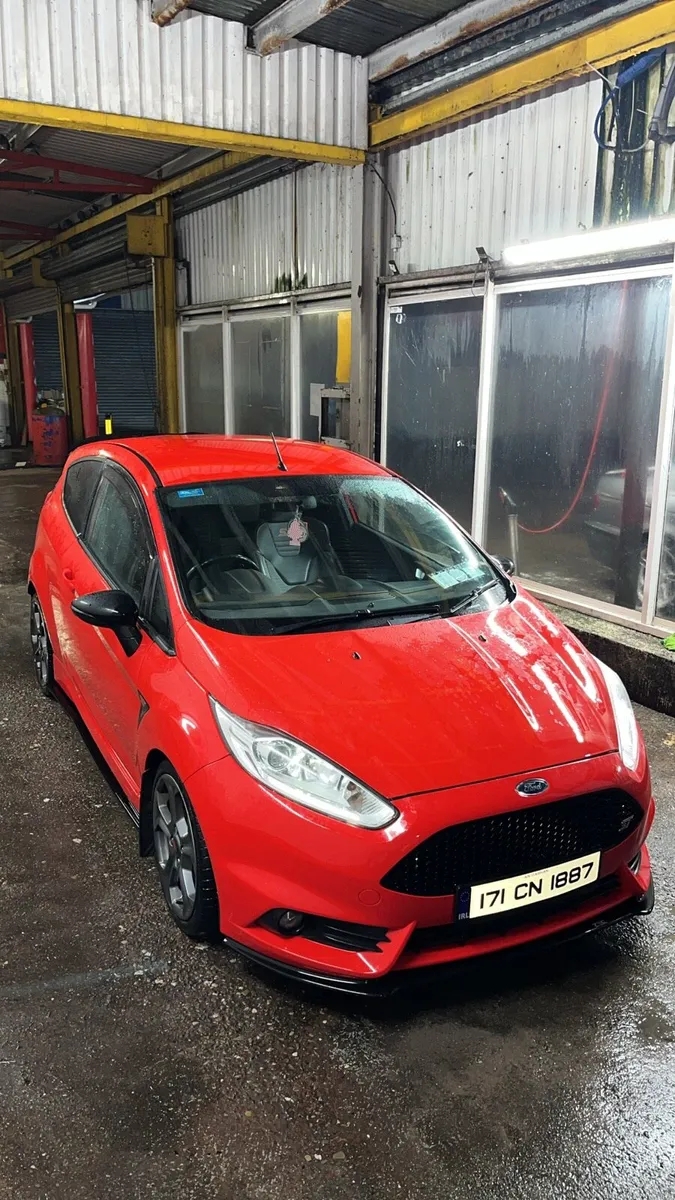 2017 Ford Fiesta ST-2 - Image 3