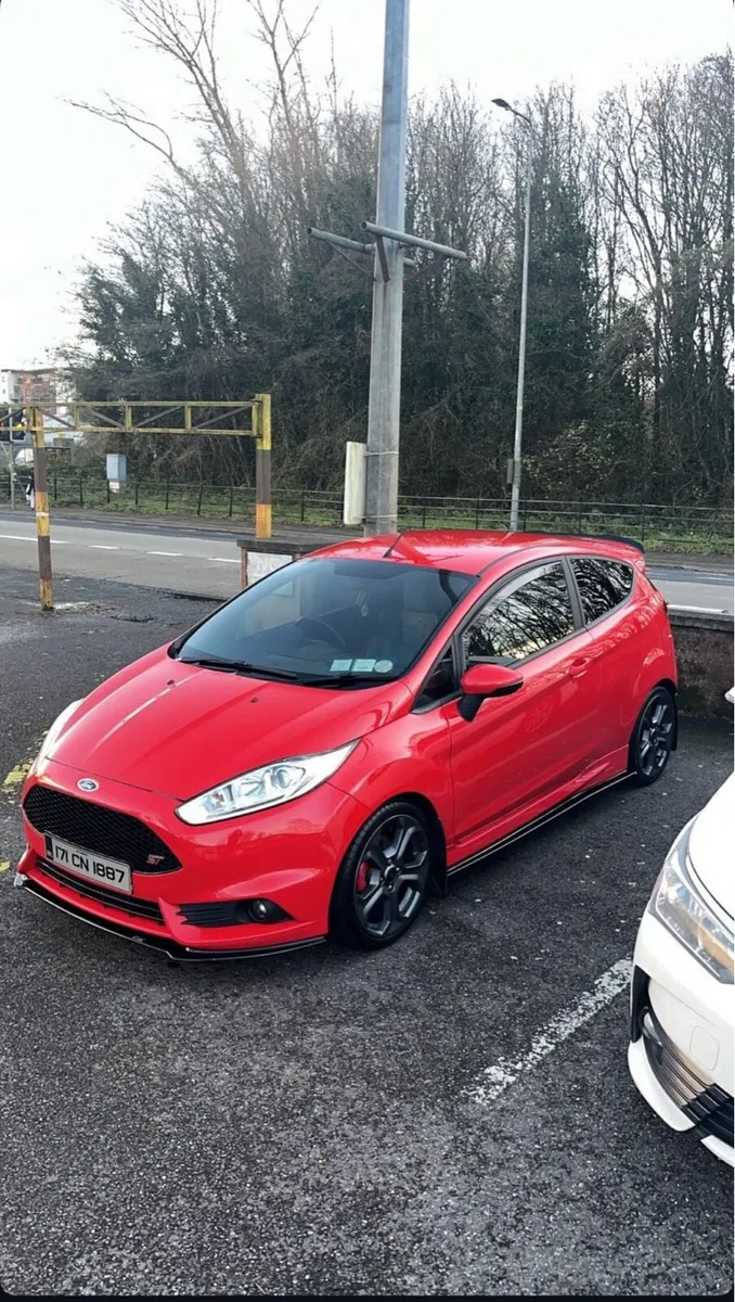 2017 Ford Fiesta ST-2 - Image 1