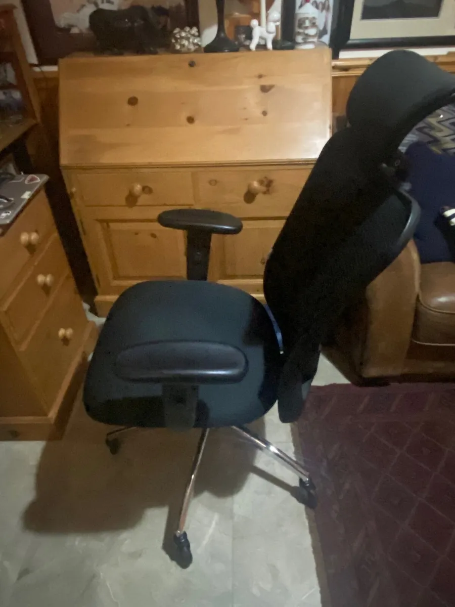 Office Chair - Image 2