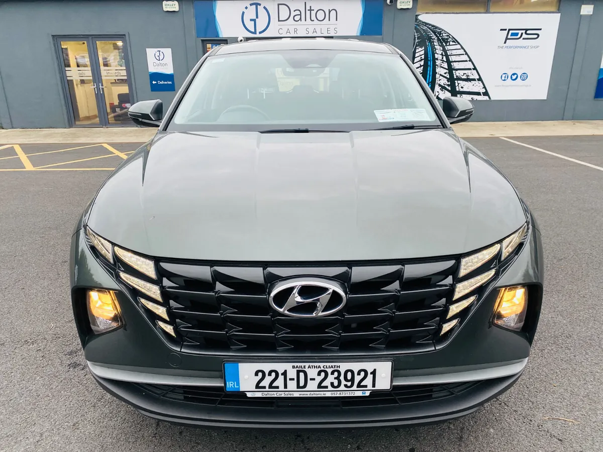 HYUNDAI TUCSON COMFORT PLUS DIESEL 2022 (221) - Image 2