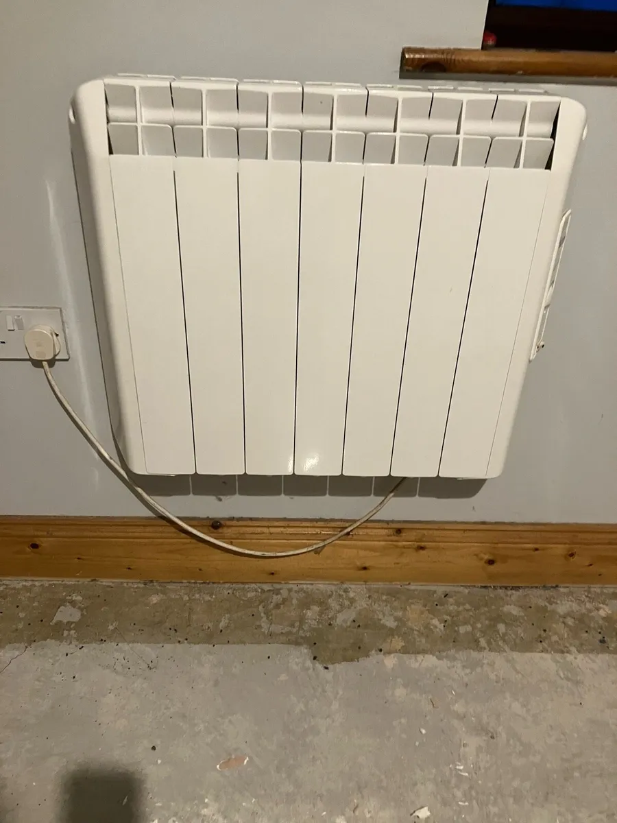 Electric 7 Panel Wall Radiator Heater Farho - Image 1