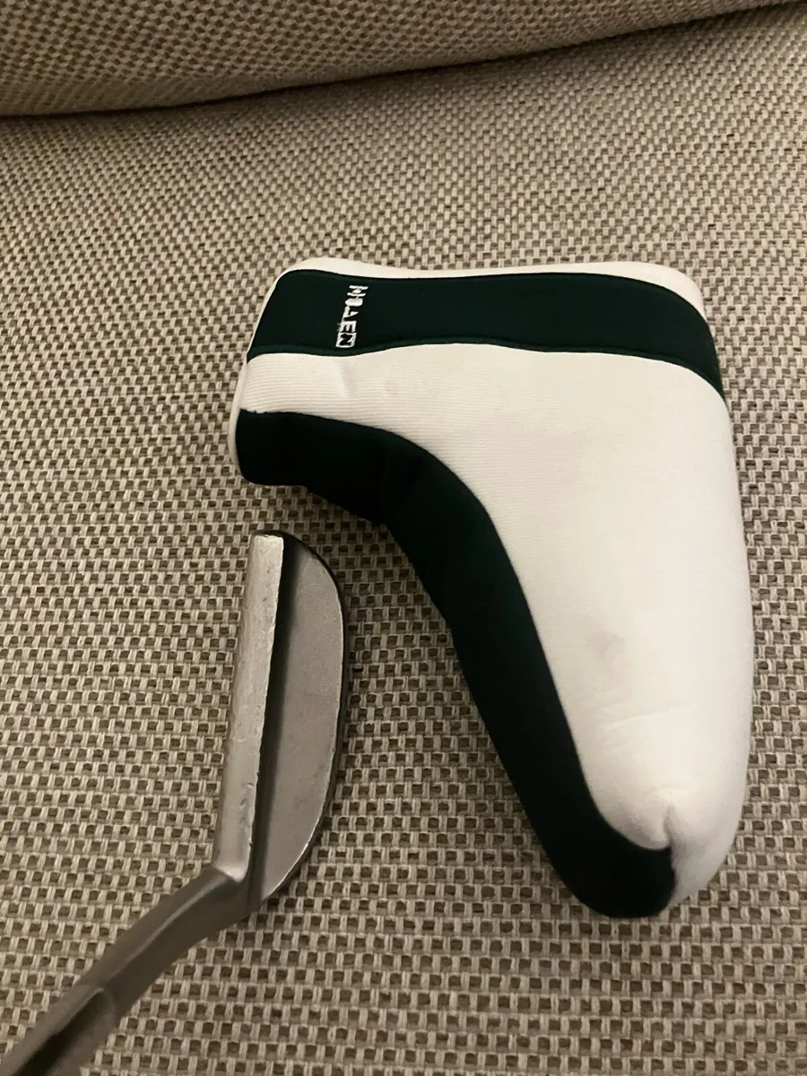 Odyssey white hot 8 putter 34 inch - Image 1