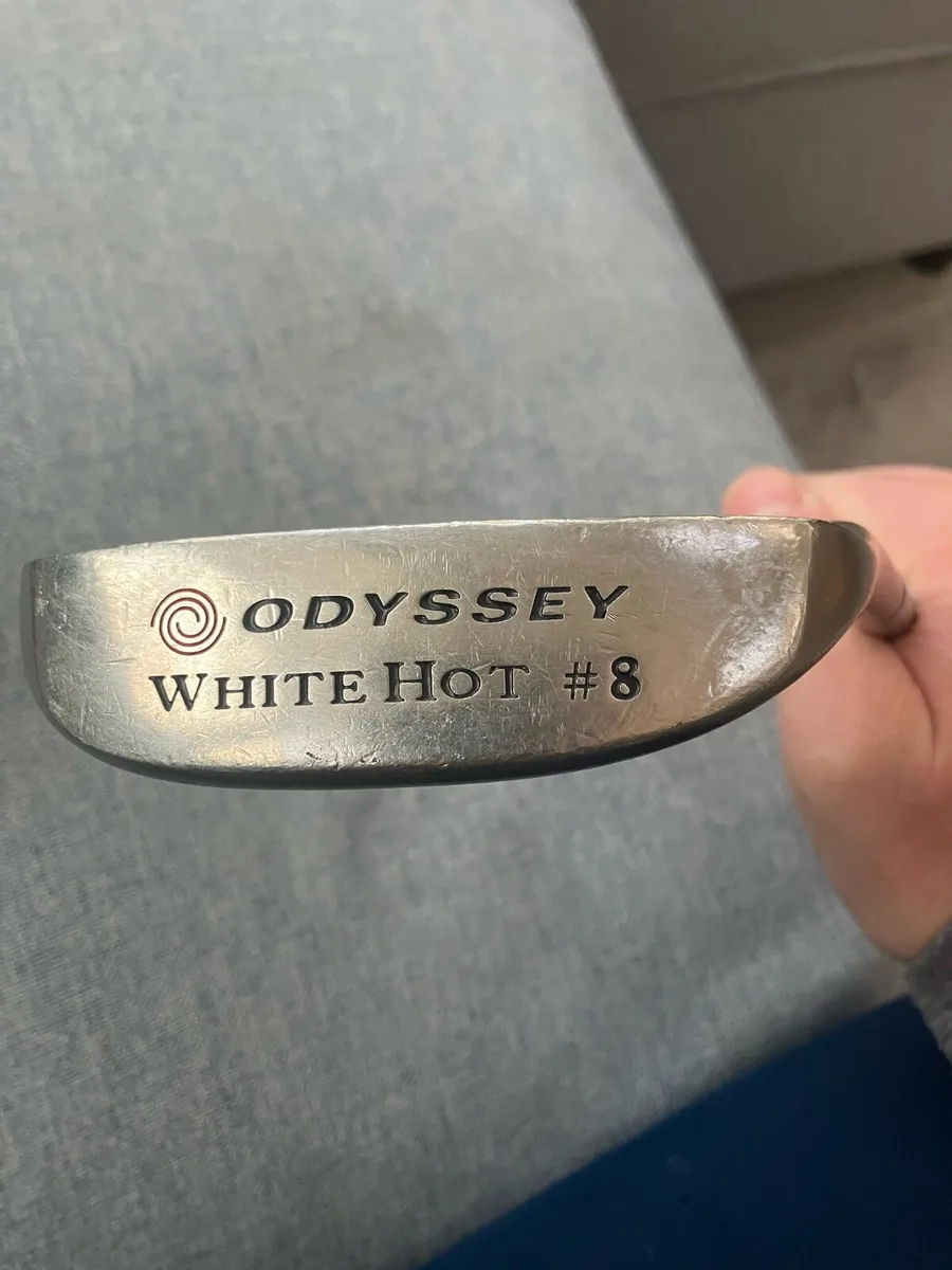 Odyssey white hot 8 putter 34 inch - Image 3