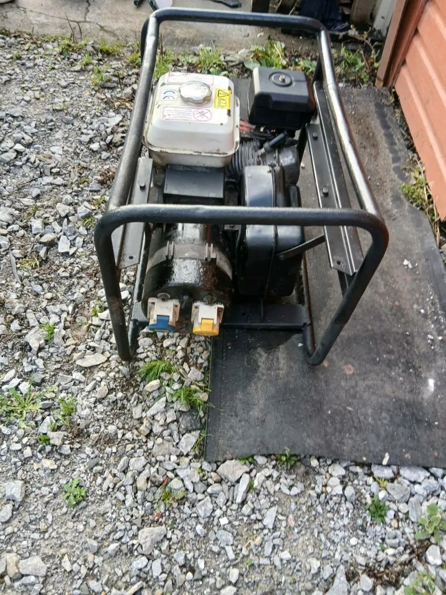 Honda generator - Image 3