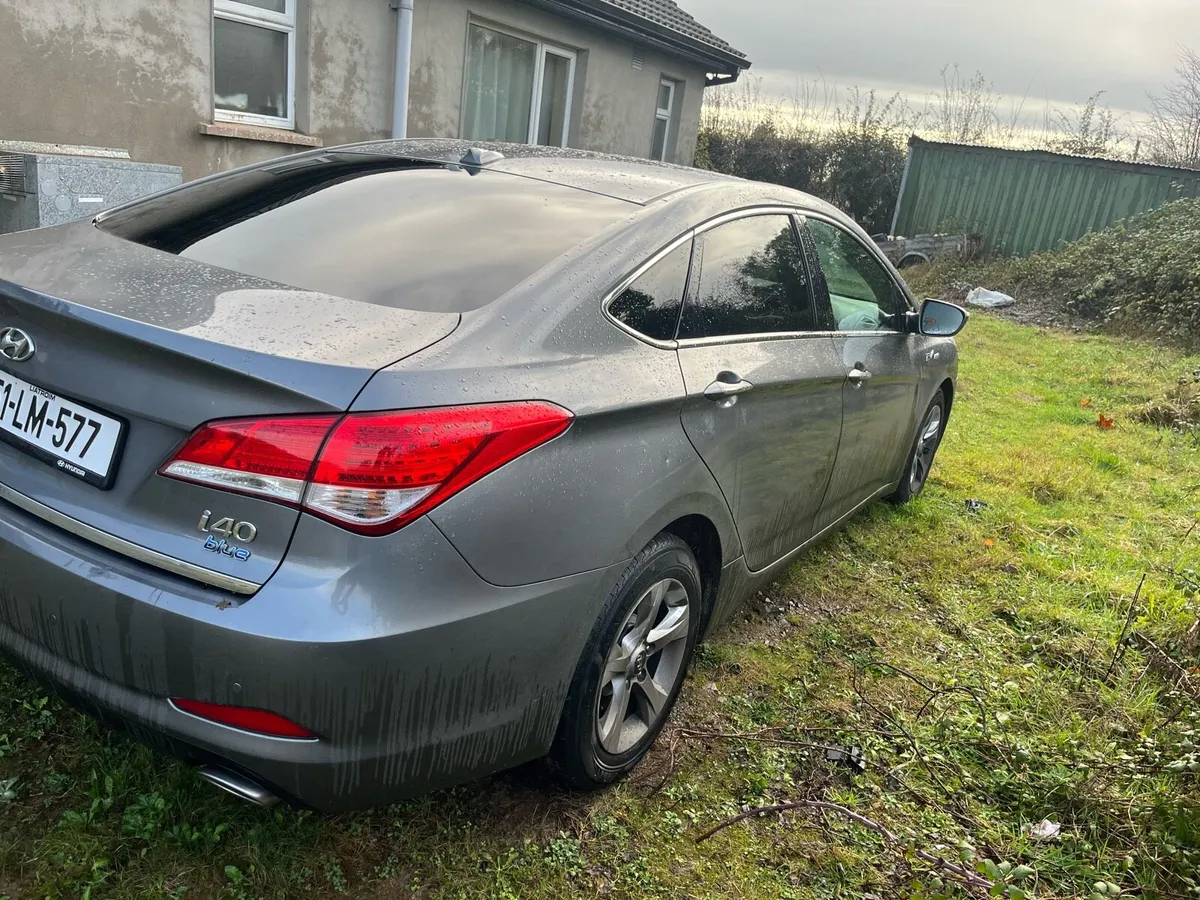 2015 Hyundai  i40 needs work - Image 3